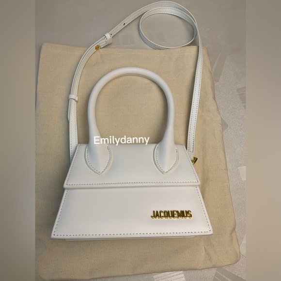 JACQUEMUS Le Chiquito moyen leather handbag - Picture 3 of 14